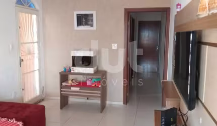 Casa com 3 quartos à venda na Rua Vargem Grande do Sul, 226, Jardim Nova Europa, Campinas, 182 m2 por R$ 890.000