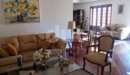 Casa com 3 quartos à venda na Rua Goitacazes, 230, Jardim de Itapoan, Paulínia, 509 m2 por R$ 1.550.000