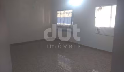 Casa com 5 quartos à venda na Rua Doutor Euclides Vieira, 35, Parque São Quirino, Campinas, 340 m2 por R$ 900.000