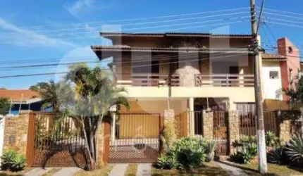 Casa com 4 quartos à venda na Rua Doutor Fernando Leite Ferraz, 828, Parque Terranova, Valinhos, 366 m2 por R$ 1.400.000