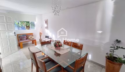 Casa em condomínio fechado com 3 quartos à venda na Avenida Vice-Prefeito Anésio Capovilla, 688, Condomínio Tabatinga, Valinhos, 255 m2 por R$ 800.000
