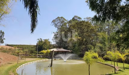 Chácara / sítio com 3 quartos à venda na Rua Doutor Constâncio Cintra, km121, Silvestre, Amparo, 555 m2 por R$ 1.890.000