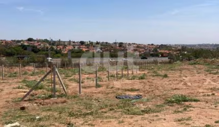 Terreno à venda na Rua Anna Maria Marques, 777, Jardim Maria Rosa, Campinas por R$ 240.000