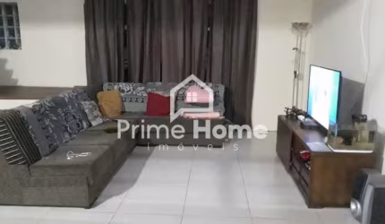 Casa com 3 quartos à venda na Carlos Gabetta, 195, Jardim Jurema, Valinhos, 275 m2 por R$ 800.000