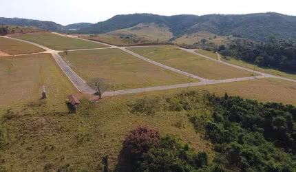 Terreno em condomínio fechado à venda na Rodovia João Beira, 5235, Arcadas, Amparo por R$ 315.000