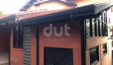 Chácara / sítio com 5 quartos à venda na Avenida Isaura Roque Quércia, Loteamento Caminhos de San Conrado (Sousas), Campinas, 460 m2 por R$ 1.860.000
