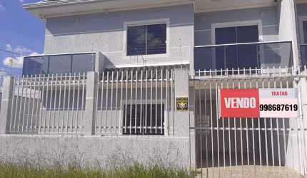 Sobrado 135 m²  03 Quartos com Suíte - Alto Boqueirão