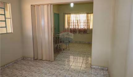 Casa a Venda, excelente localização no Bairro Novo Paraiso...