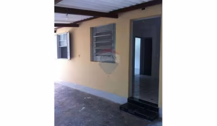Casa à Venda