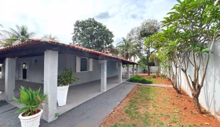 Venda - 'Refúgio dos Sonhos: Chácara em Araçatuba, SP'
