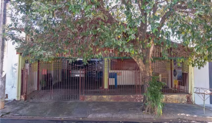 Casa Comercial no Bairro Vicente Grosso à Venda - Araçatuba/SP