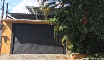 Casa na Vila Leopoldina 3 suítes 6 vagas + edícula com 2 dorm