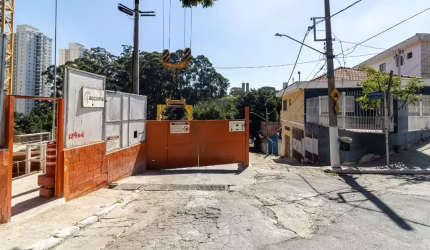 Terreno na Freguesia do Ó 263m²