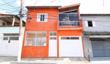 Sobrado na Vila Medeiros 2 suítes 2 vagas