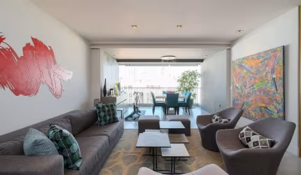 Apartamento em Moema 3 suítes 2 vagas 175m²