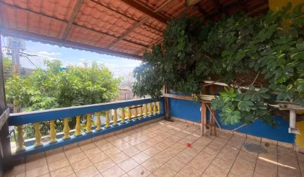 Casa no Pq dos Bancários 100m² 3 dorm 2 vagas