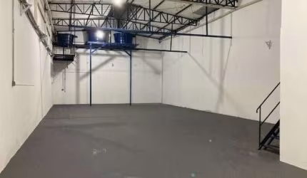 Galpão em Mauá 255m²