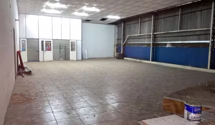 Galpão Comercial com 780m² no Cambuci