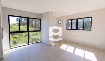 Apartamento com 2 dormitórios à venda, 62 m² por R$ 350.000,00 - Centro - Apucarana/PR
