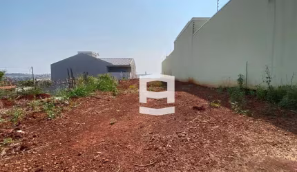 Terreno à venda, 180 m² por R$ 110.000,00 - Jardim Flamingos - Apucarana/PR