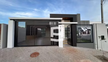 Casa com 3 dormitórios à venda, 135 m² por R$ 720.000,00 - Residencial Interlagos - Apucarana/PR