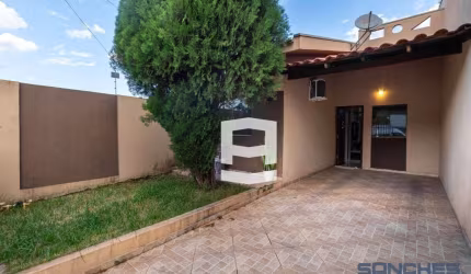 Casa com 3 dormitórios à venda, 100 m² por R$ 296.000,00 - Vila Santa Helena - Apucarana/PR