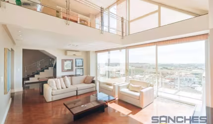 Cobertura duplex,  com 3 dormitórios à venda, 359 m² por R$ 1.600.000 - Centro - Apucarana/PR