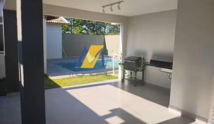 CASA PARA VENDA ,COM SUÍTE E PISCINA  EM VARGEM  GRANDE PAULISTA