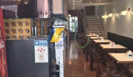 Salão comercial em local bem movimentado de 138 m² no bairro Jardim em Santo André - SP