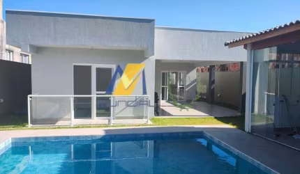 Linda Casa com 239 m²  em Condomínio à Venda com 3 Quartos e 1 Suíte