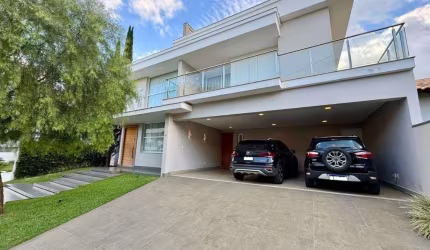 Condomínio Maanain | Sobrado à Venda | 468m2 | 3 Suítes