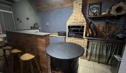 Casa térrea - encostada Av. Cerro Azul e Nildo Ribeiro -  NOVO HORIZONTE