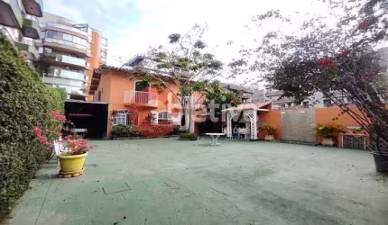 Casa com 11 dormitórios à venda, 190 m² - Passagem - Cabo Frio/RJ