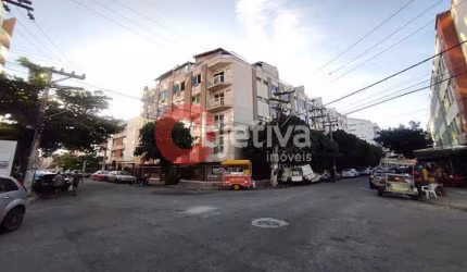 Cobertura com 5 dormitórios à venda, 210 m² por R$ 1.600.000,00 - Centro - Cabo Frio/RJ