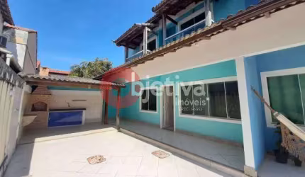 Casa com 4 dormitórios à venda, 118 m² por R$ 650.000,00 - Peró - Cabo Frio/RJ