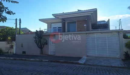 Linda casa alto padrão venda com 4 dormitórios Jardim Excelsior Cabo Frio.