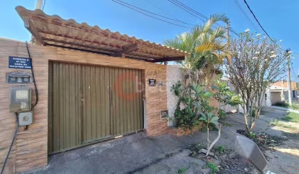 Casa independente de 2 quartos a venda - Vila do Peró - Cabo Frio.