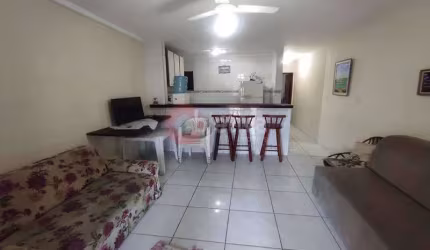 Apartamento de quarto e sala 200 metros da Praia - Pero - Cabo Frio