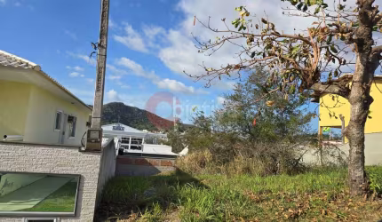 Terreno com 300 m², Condomínio Olga Diuana Zacharias - São Pedro da Aldeia
