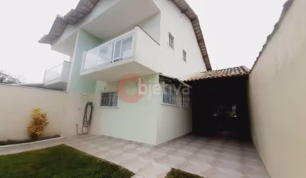 Casa duplex independente, 2 suítes, Peró - Cabo Frio