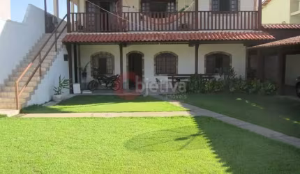 Casa independente, 12 quartos, à venda no Peró - Cabo Frio