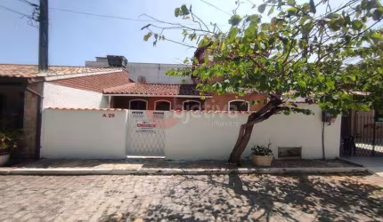 Casa a venda no Village do Sol I com 4 quartos - Palmeiras - Cabo Frio
