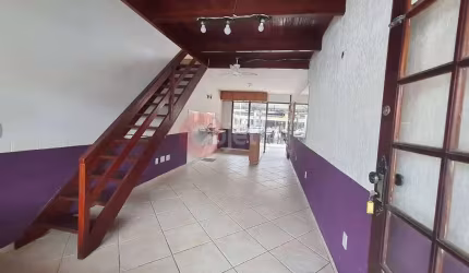 Loja duplex à venda, 66 m², Shopping do Peró - Cabo Frio