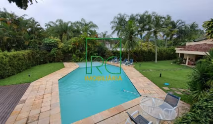 Casa de condomínio à venda, no Condomínio Arouca,  em Rio de Janeiro, Barra da Tijuca, com 5 quartos, 1350m²