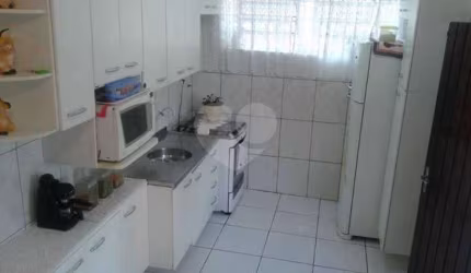 Casa com 4 quartos à venda na Rua Cajamar, 70, Vila Mazzei, São Paulo, 200 m2 por R$ 1.000.000