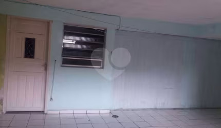 Casa com 3 quartos à venda na Rua Eugênio Giraldoni, 56, Jardim Japão, São Paulo, 237 m2 por R$ 640.000