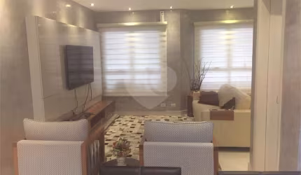 Casa em condomínio fechado com 3 quartos à venda na Avenida Santa Inês, 3266, Jardim Peri, São Paulo, 240 m2 por R$ 1.290.000
