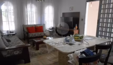 Casa com 4 quartos à venda na Rua Jamunda, 100, Vila Mazzei, São Paulo, 140 m2 por R$ 725.000