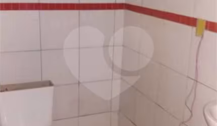 Barracão / Galpão / Depósito à venda na Rua Rafael de Oliveira, 235, Água Fria, São Paulo, 256 m2 por R$ 850.000