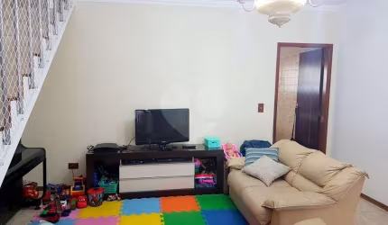 Casa com 3 quartos à venda na Rua Solidônio Leite, 608, Vila Ivone, São Paulo, 100 m2 por R$ 580.000